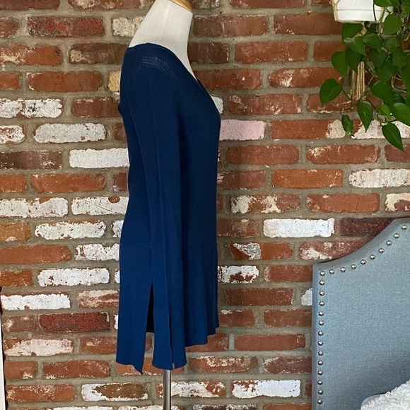 Free People the Andi Long Sleeve Criss Cross sweater in blue size small - Picture 9 of 9